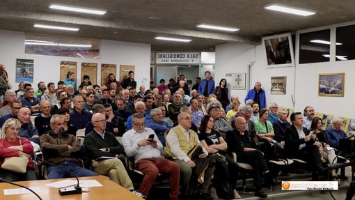 ''Pronti a portare gli animali sbranati dal lupo davanti alle sedi regionali'' ''Pronti a portare gli animali sbranati dal lupo davanti alle sedi regionali''