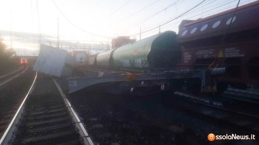 Incidente ferroviario, Bertolaso: “Nessuno dei 6 feriti è in gravi condizioni” Incidente ferroviario, Bertolaso: “Nessuno dei 6 feriti è in gravi condizioni”