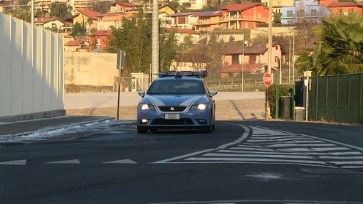 Intra, chiuso centro massaggi dopo un controllo della polizia