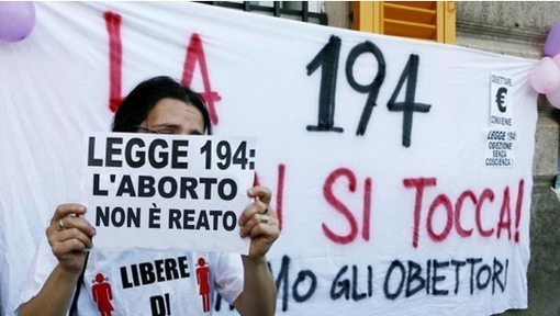 “No alle associazioni pro vita nei consultori: difendiamo la legge 194”, “No alle associazioni pro vita nei consultori: difendiamo la legge 194”,