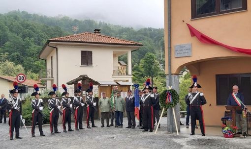 Cossogno, intitolata al generale Dalla Chiesa la piazza del Comune. FOTO