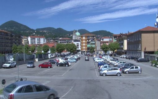 La riqualificazione di piazza Fratelli Bandiera a Intra sarà appaltata in autunno