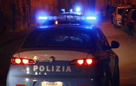 Un arresto e una denuncia dopo un inseguimento in macchina Un arresto e una denuncia dopo un inseguimento in macchina