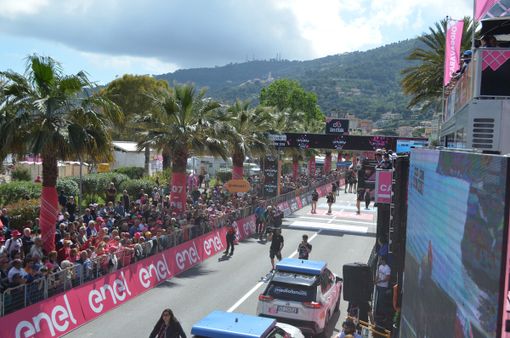 Giro d'Italia, il bilancio delle prime 9 tappe del direttore Vegni: "Spettacolo garantito. Sempre chiesto uno slittamento di una settimana, diminuisce il rischio"