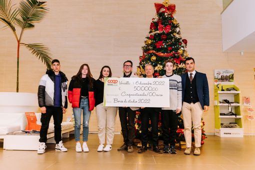 Nova Coop: 11 le borse di studio assegnate a studenti del Vco Nova Coop: 11 le borse di studio assegnate a studenti del Vco