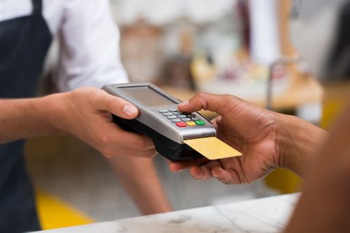 Dal 23 giugno pagamenti solo con carta elettronica ai punti gialli dell’Asl Vco Dal 23 giugno pagamenti solo con carta elettronica ai punti gialli dell’Asl Vco