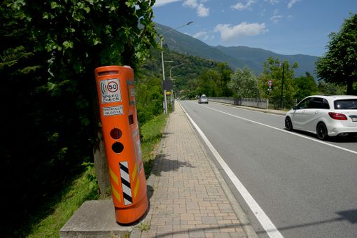 Divieto di sosta fino a luglio sulla SS34 a Cannobio Divieto di sosta fino a luglio sulla SS34 a Cannobio