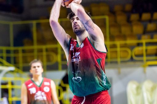 Basket, la Paffoni torna in campo: domenica sfida la Riso Scotti Pavia
