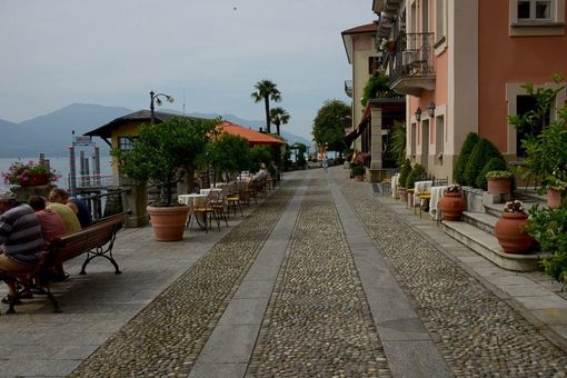 I momenti culturali di Raffaella Morelli: quando la musica incontra la spiritualità a Cannero I momenti culturali di Raffaella Morelli: quando la musica incontra la spiritualità a Cannero