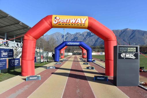 Mezza dei Due Laghi 2025: un fine settimana di sport e passione Mezza dei Due Laghi 2025: un fine settimana di sport e passione