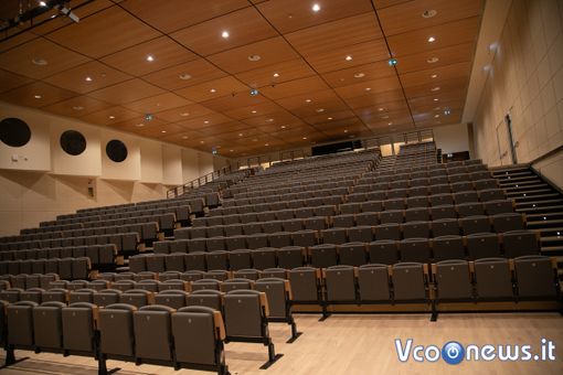 Forza Italia contro Albertella: “Fallimento totale nella gestione del Teatro Maggiore”