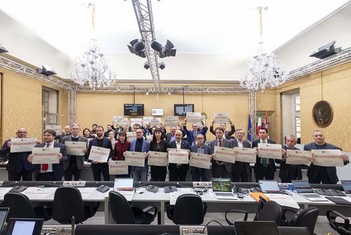 Il Consiglio regionale contro la violenza sulle donne Il Consiglio regionale contro la violenza sulle donne