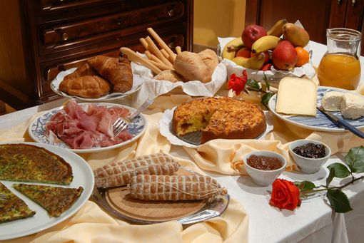 Nei giorni delle feste boom per gli agriturismi piemontesi Nei giorni delle feste boom per gli agriturismi piemontesi
