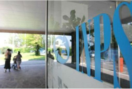 Covid, l'Inps dà il via alle domande per i contributi per i genitori separati in difficoltà Covid, l'Inps dà il via alle domande per i contributi per i genitori separati in difficoltà