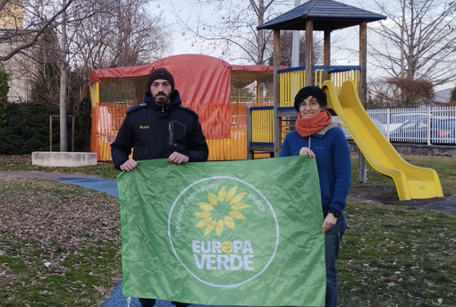Europa Verde: “No alla rimozione del parco giochi sul lungolago di Intra” Europa Verde: “No alla rimozione del parco giochi sul lungolago di Intra”