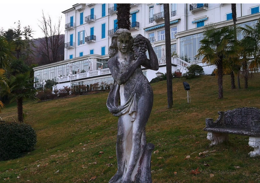 Il Lido Palace di Baveno sarà trasformato in un resort a cinque stelle Il Lido Palace di Baveno sarà trasformato in un resort a cinque stelle