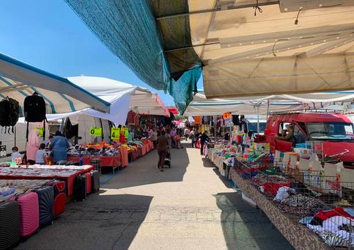 La Regione al Governo: “Estendere a tutte le categorie merceologiche la possibilità di vendita su area pubblica”