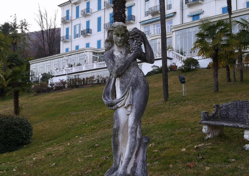 Resort a cinque stelle nel “vecchio” Lido Palace di Baveno: ora la proprietà è di un magnate russo