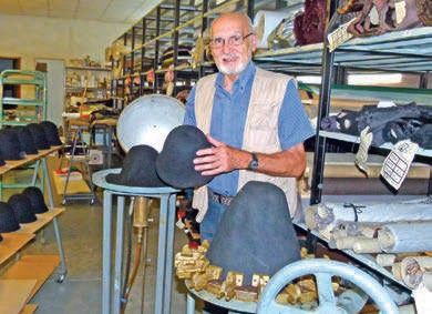 A Premeno l'omaggio all'ultimo artigiano del cappello