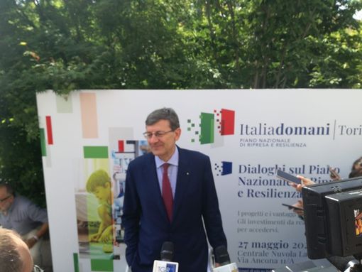 Sei miliardi dal Pnrr sul Piemonte, Colao: "Stiamo correndo come dei matti, siamo nei tempi" VIDEO Sei miliardi dal Pnrr sul Piemonte, Colao: "Stiamo correndo come dei matti, siamo nei tempi" VIDEO