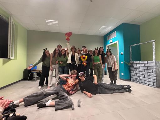 Notte Nazionale del Liceo Classico: il Cavalieri di Verbania celebra l'arte e la cultura con una serata