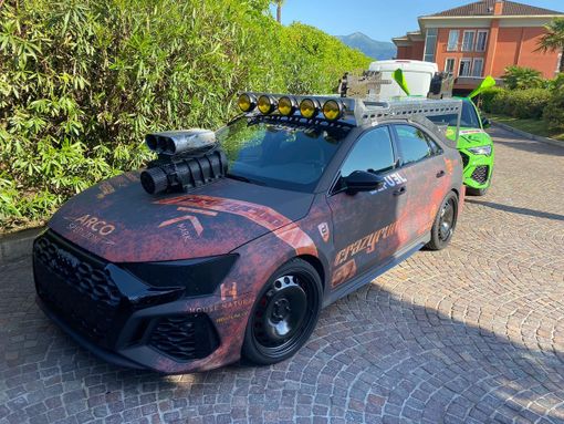 A Stresa rombano i motori delle eccentriche auto ddella Crazy Run FOTO