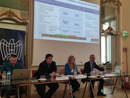 Terzo settore, incontro del Cst su bando regionale e accesso al credito Terzo settore, incontro del Cst su bando regionale e accesso al credito