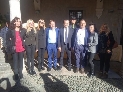 Al via con Cateno De Luca la corsa di Immovilli per il palazzo di città Al via con Cateno De Luca la corsa di Immovilli per il palazzo di città