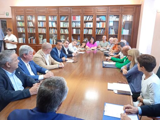 Barry Callebaut, il primo tavolo di confronto in prefettura Barry Callebaut, il primo tavolo di confronto in prefettura