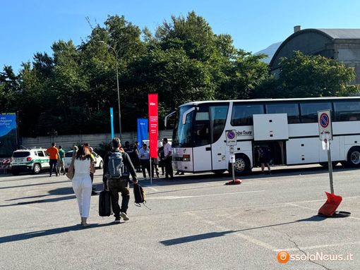 Treni fermi per il ponte del 25 aprile: tutte le informazioni utili sui bus sostitutivi