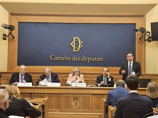 Uap contro le attività sanitarie in farmacia: &quot;Lotta per la tutela della legalità&quot;