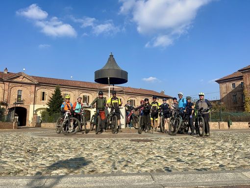 "Pedalando tra i Sacri Monti": i percorsi a disposizione di tutti grazie all'app SlowBi
