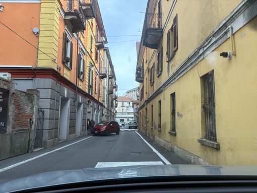 Incidente in pieno centro a Omegna: illeso il conducente