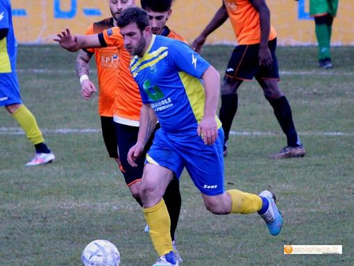 Alessandro Elca, una doppieta a Cameri Alessandro Elca, una doppieta a Cameri