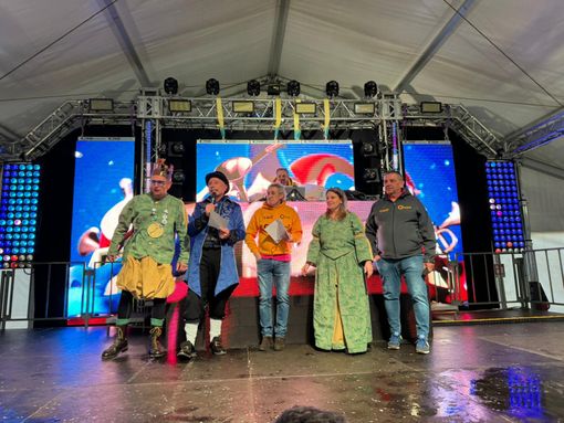 Il mondo delle fiabe e l'ultima danza trionfano al carnevale di Cannobio   FOTO e VIDEO