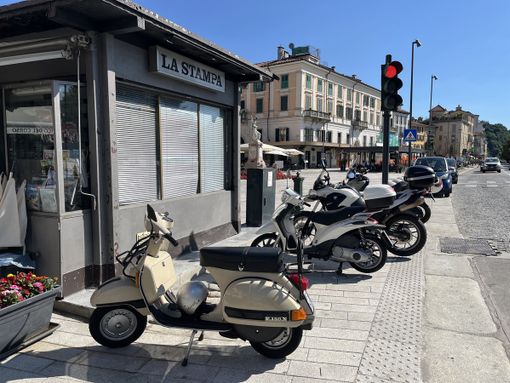 “Ma le moto possono parcheggiare o no?”