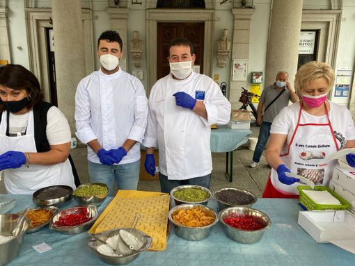 Omegna, dolci solidali per le famiglie delle vittime del Mottarone