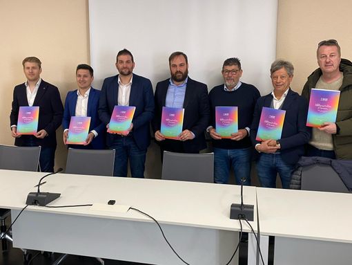 Lo spettacolo raddoppia: arriva "Baveno e Feriolo d'incanto" Lo spettacolo raddoppia: arriva "Baveno e Feriolo d'incanto"