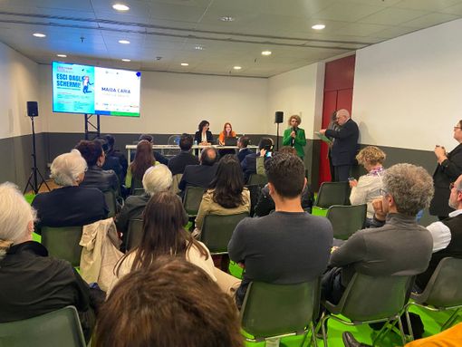 CSVnet Piemonte al Salone del libro con la campagna di promozione “Esci dagli schermi” CSVnet Piemonte al Salone del libro con la campagna di promozione “Esci dagli schermi”