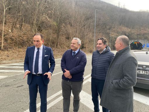Cirio in visita a Omegna: "La galleria della Verta sarà riaperta entro fine anno" Cirio in visita a Omegna: "La galleria della Verta sarà riaperta entro fine anno"