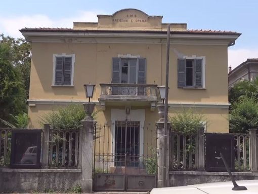 Ex artigiana, la protesta di Forza Italia Verbania: “Una promessa cancellata, ai giovani solo parole” Ex artigiana, la protesta di Forza Italia Verbania: “Una promessa cancellata, ai giovani solo parole”