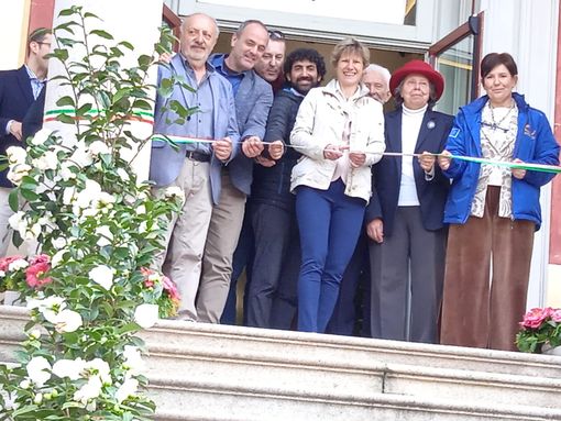 Inaugurata a Villa Giulia la 56esima Mostra della Camelia FOTO Inaugurata a Villa Giulia la 56esima Mostra della Camelia FOTO