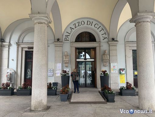 Isole di Luce: Orta rinuncia, FdI propone il coinvolgimento di Omegna Isole di Luce: Orta rinuncia, FdI propone il coinvolgimento di Omegna