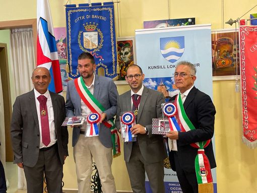 Baveno festeggia il ventennale del gemellaggio con Nadur Baveno festeggia il ventennale del gemellaggio con Nadur