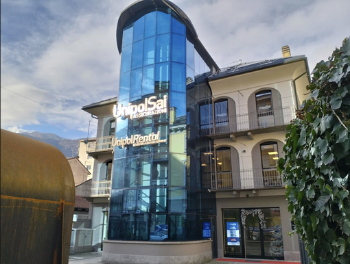 L'agenzia Spinella &Tamini compie 50 anni e regala una borsa di studio del valore di 5mila euro L'agenzia Spinella &Tamini compie 50 anni e regala una borsa di studio del valore di 5mila euro