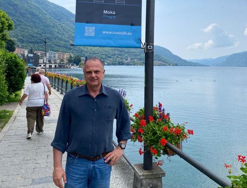 A Omegna arrivano i pannelli che raccontano le bellezze del Cusio