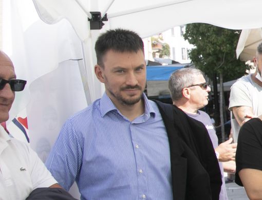 "Assurdo che la giunta metta come priorità quella di assegnare una casa ai rom'' "Assurdo che la giunta metta come priorità quella di assegnare una casa ai rom''