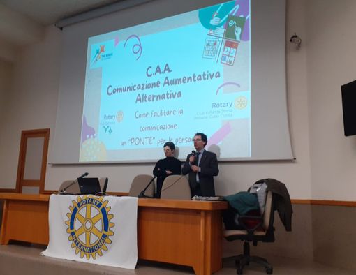 Oltre cento insegnanti alla giornata sulla Comunicazione aumenativa alternativa Oltre cento insegnanti alla giornata sulla Comunicazione aumenativa alternativa