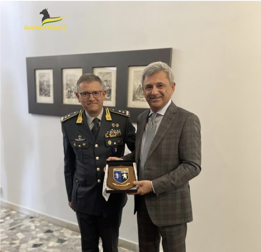 Guardia di Finanza: siglato nuovo protocollo d’intesa con l'Agenzia delle Dogane e dei Monopoli Guardia di Finanza: siglato nuovo protocollo d’intesa con l'Agenzia delle Dogane e dei Monopoli