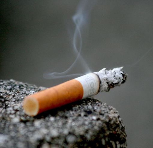 Sigarette, da oggi scatta l'aumento